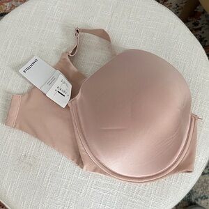 Chantelle Molded Cup Bra in Soft Blush Nude